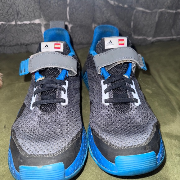 Limited Edition LEGO x Adidas Boys Shoes - Size 5.5 - Picture 1 of 5